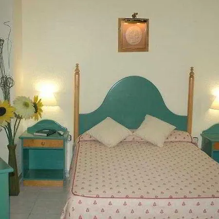 Hotel Restaurante Logasasanti *
